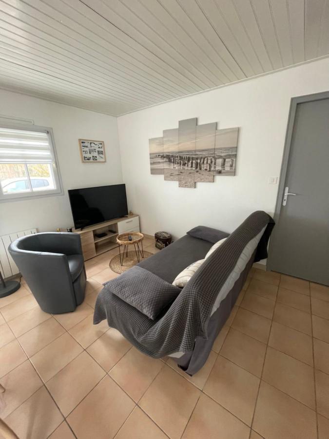 Petite Maison Au Calme, Dans Une Impasse L'Epine  Eksteriør billede