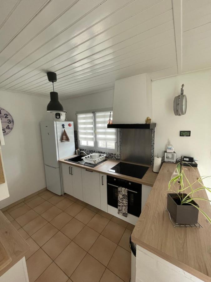 Petite Maison Au Calme, Dans Une Impasse L'Epine  Eksteriør billede